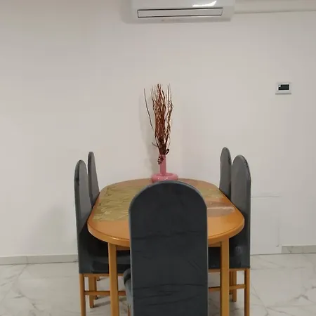 I Na Slonku Apartment